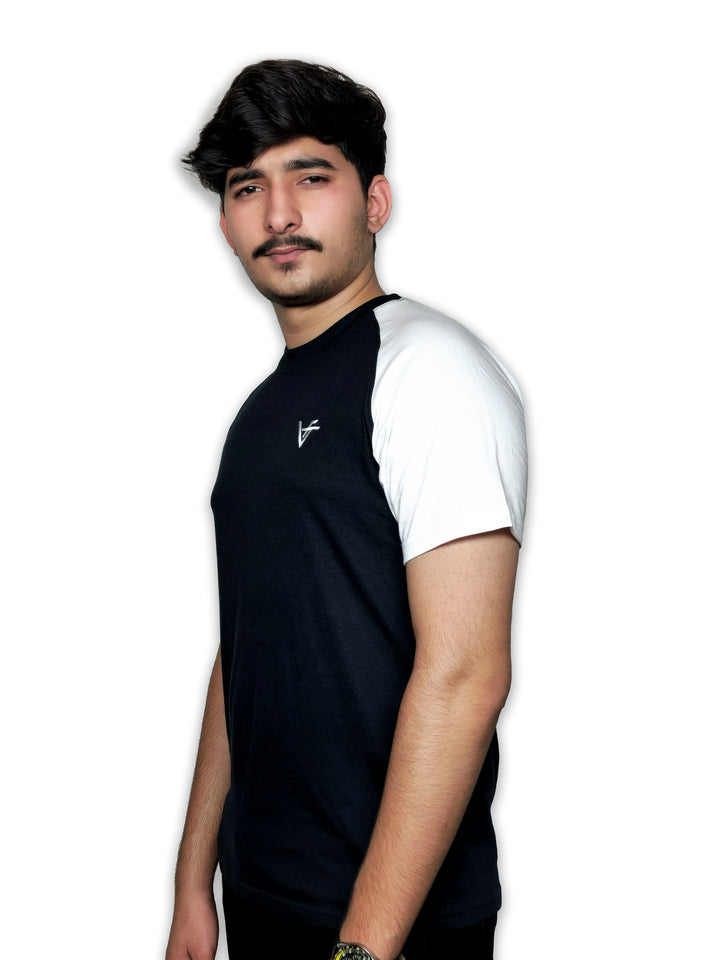 The Crew Raglan Classic – Black & White Fusion