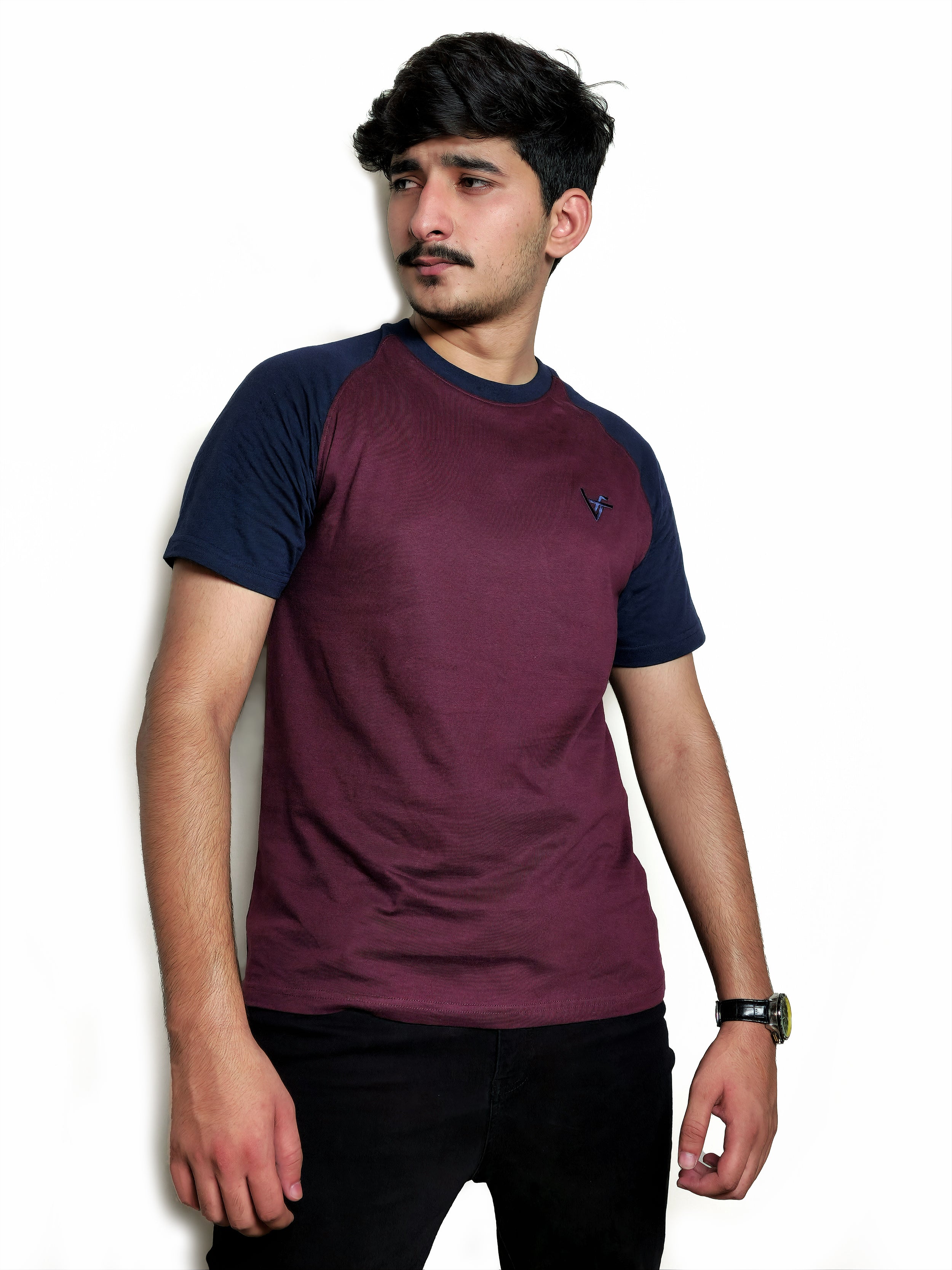 The Crew Raglan Classic – Maroon & Navy Fusion
