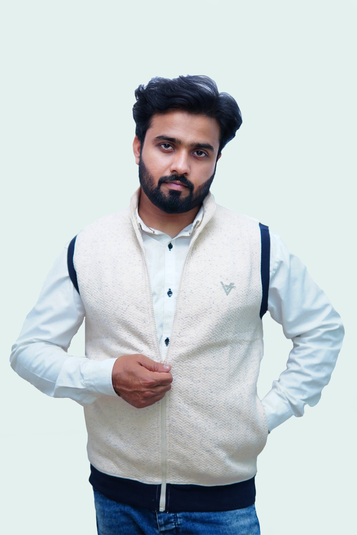 NavyDust Cream Quilted Sleeveless Jacket