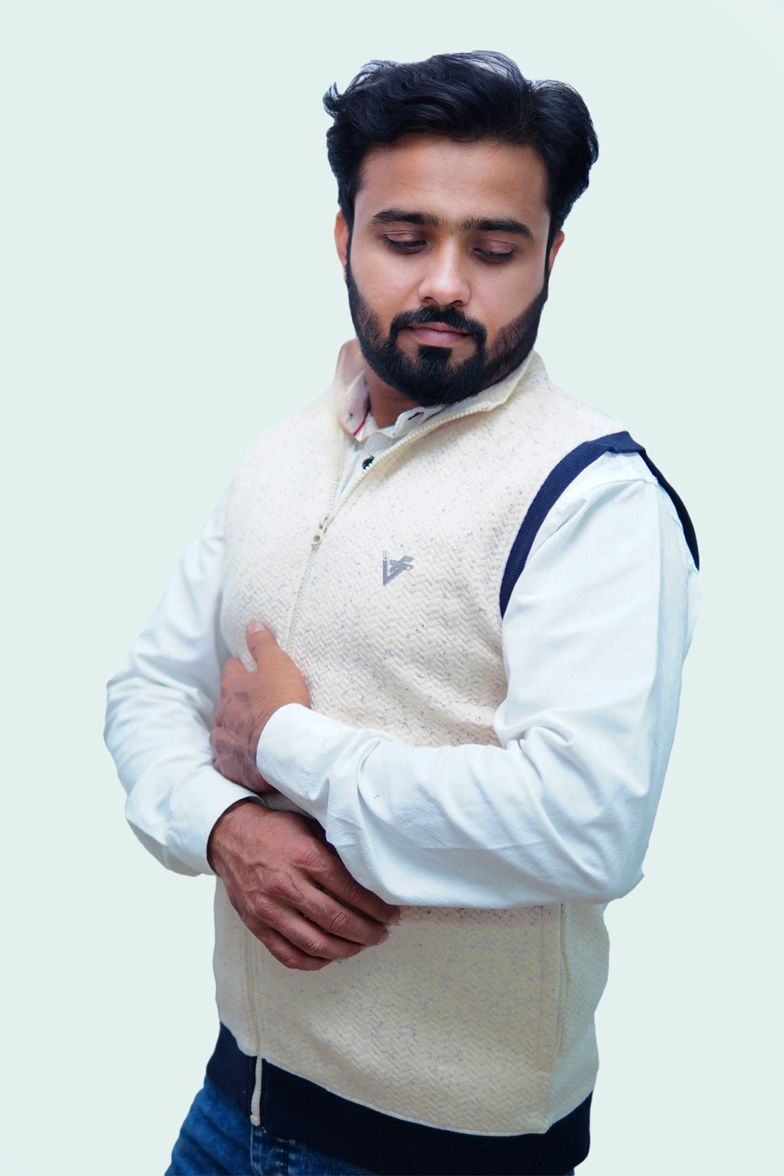 NavyDust Cream Quilted Sleeveless Jacket